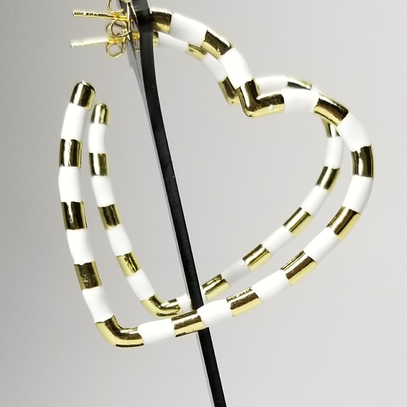 NEW Enamel Heart Hoop Earrings - Picture 2 of 9
